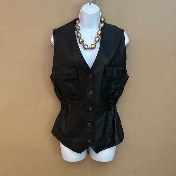Via Max Gathered Leather Vest Large Gently worn Top grade leather Fully lined - Picture 1 of 3